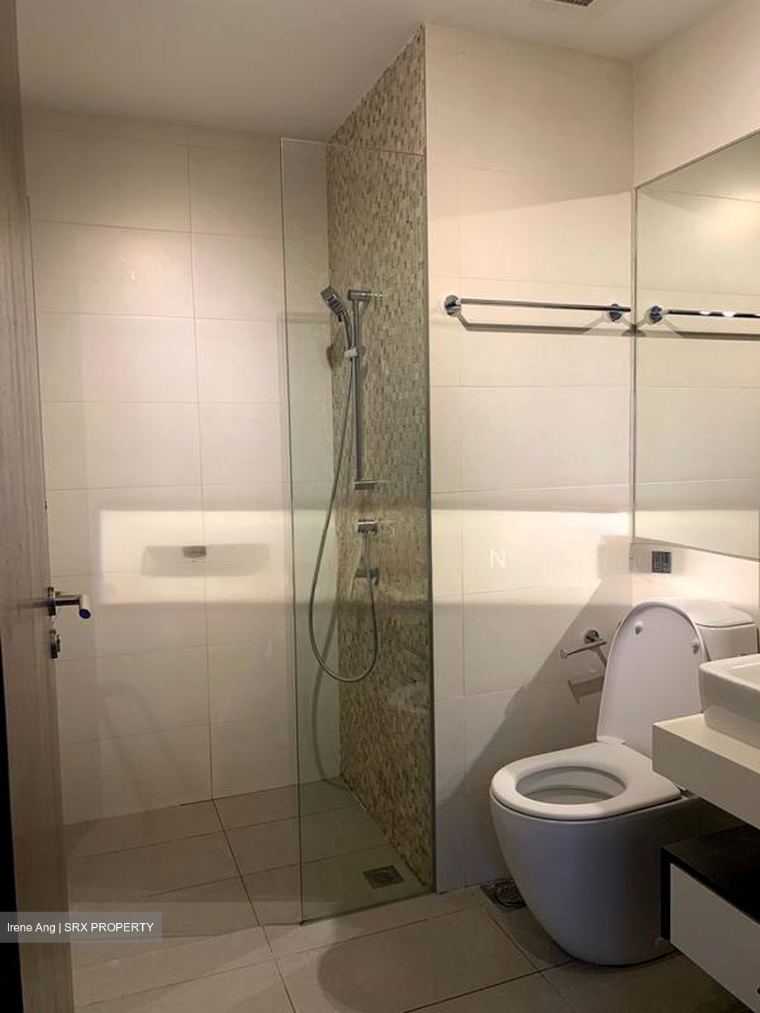 Suites 28 (D14), Apartment #503189111